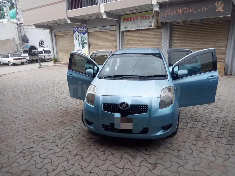 Toyota Vitz 2007