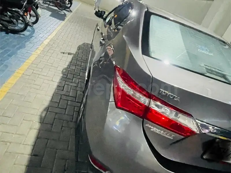 Toyota Corolla Altis 2015
