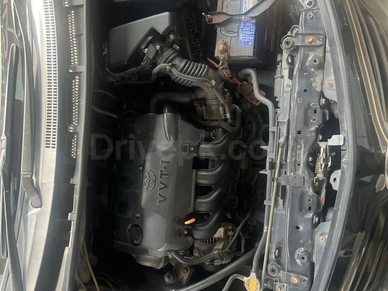 Toyota Corolla GLI 2011