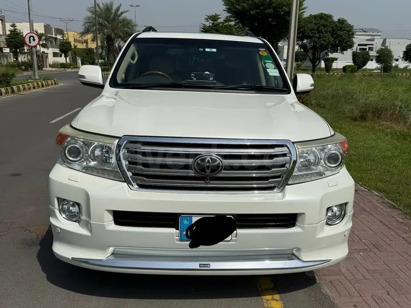 Toyota Land Cruiser 2013