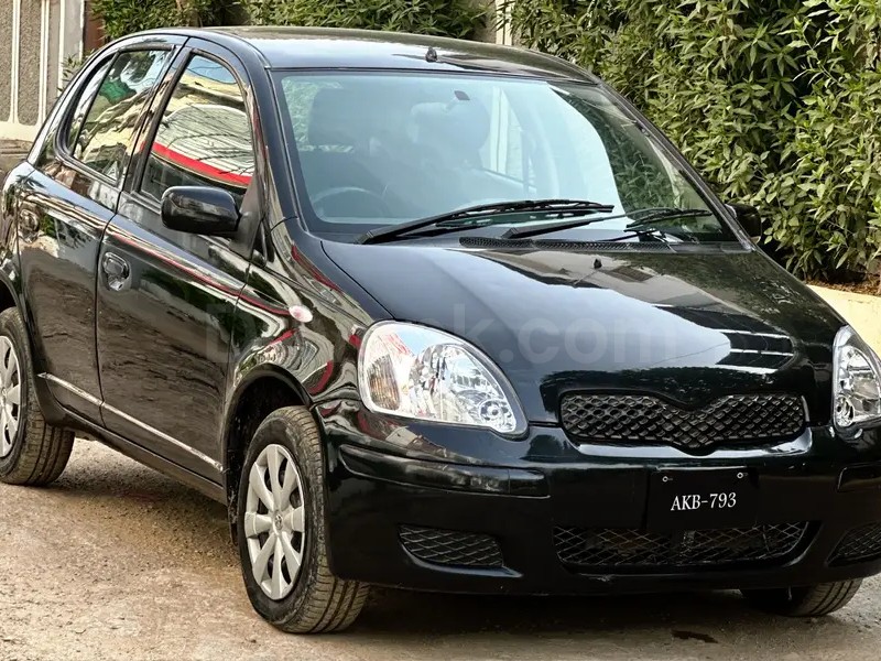 Toyota Vitz 1999