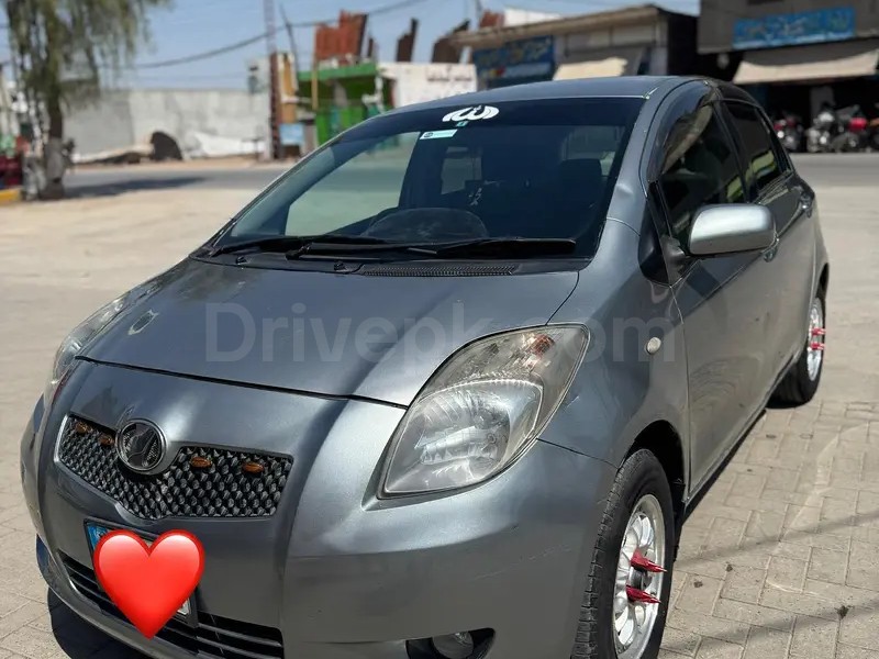 Toyota Vitz 2007