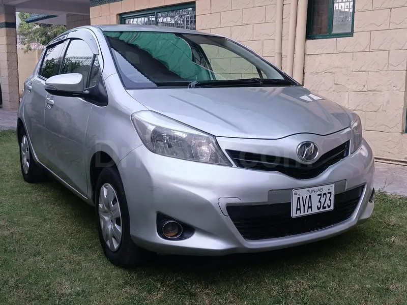 Toyota Vitz 2011