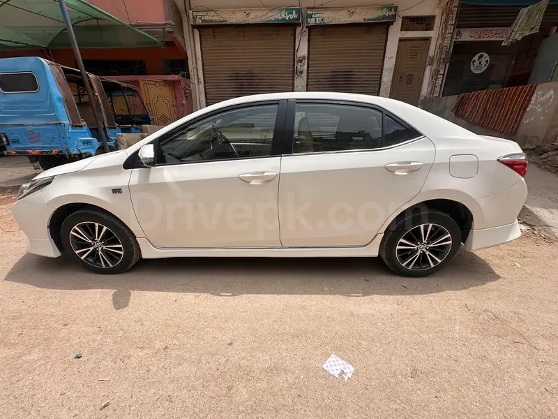 Toyota Corolla Altis 2021