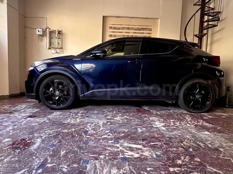 Toyota C-HR 2019