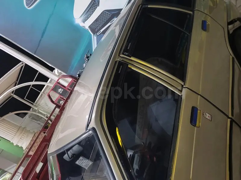 Suzuki Mehran VXR 2017