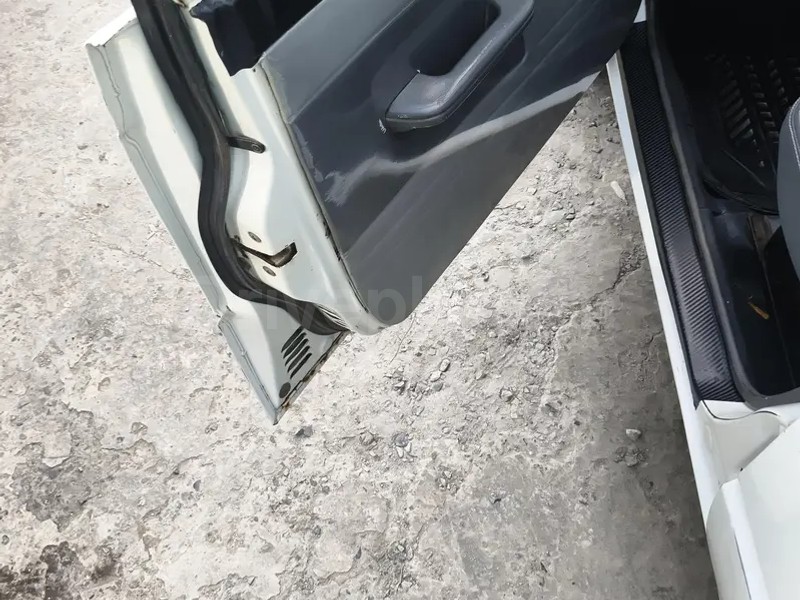 Suzuki Mehran VXR 2011