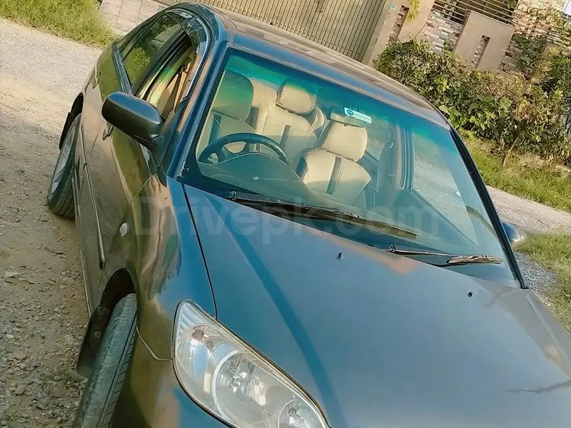 Honda Civic EXi 2005