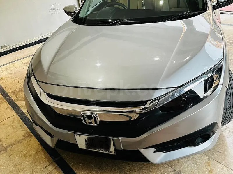 Honda Civic Oriel 2017