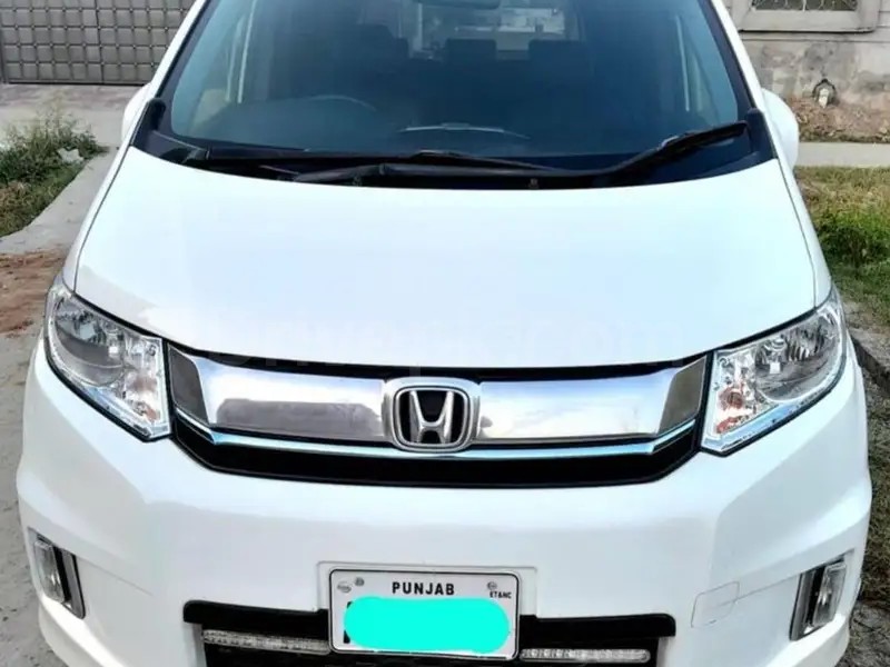Honda Freed 2014