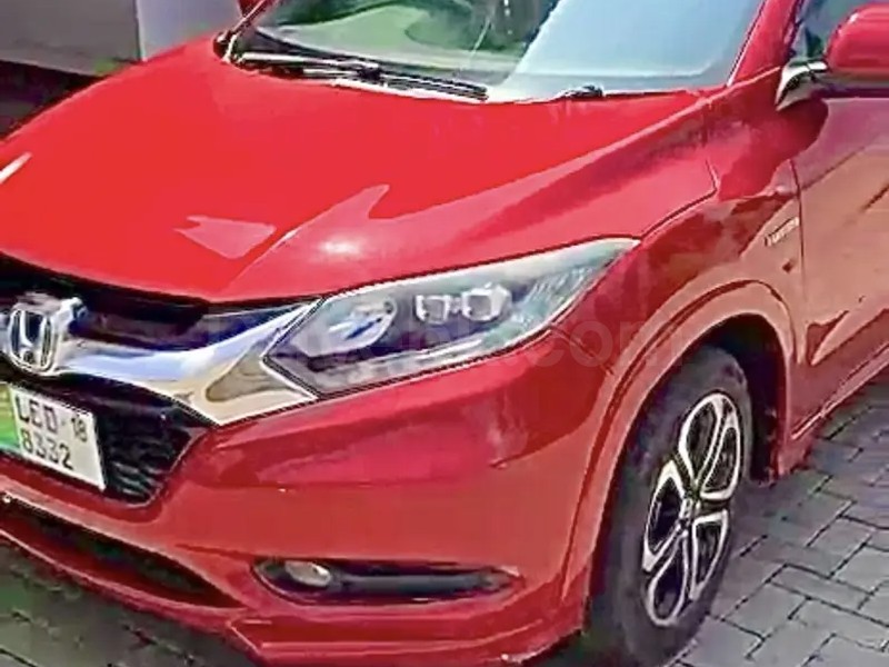 Honda Vezel 2016