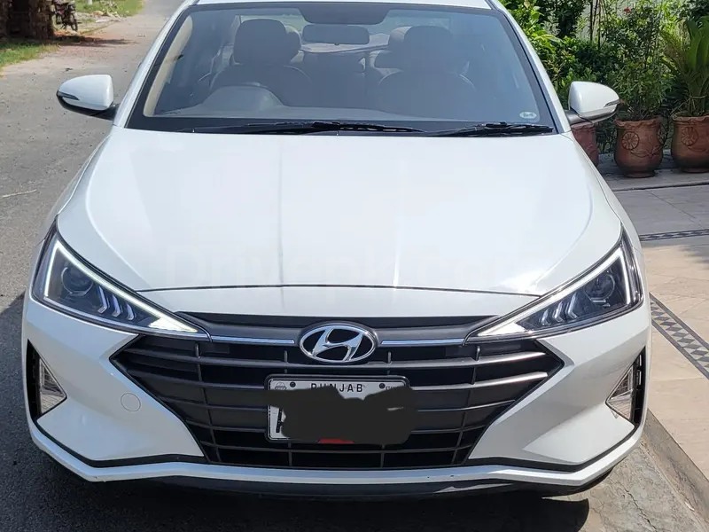 Hyundai Elantra 2021