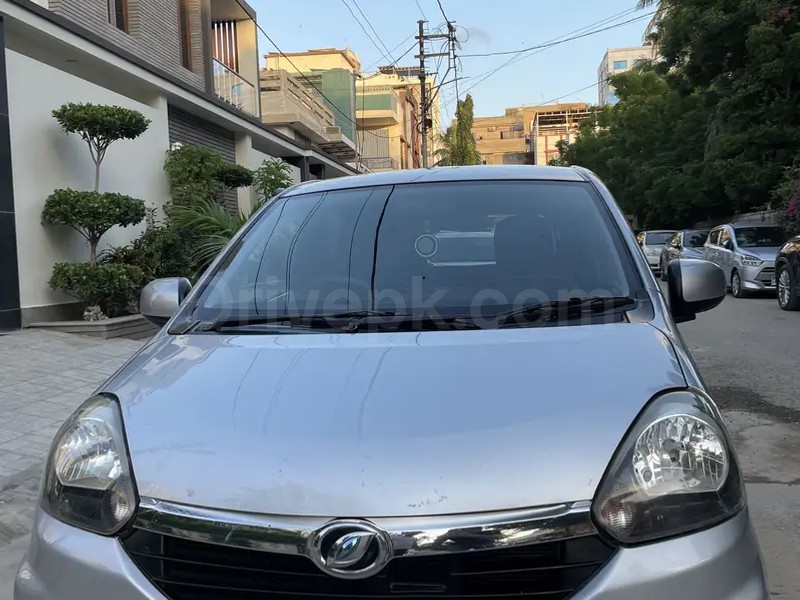 Daihatsu Mira 2014