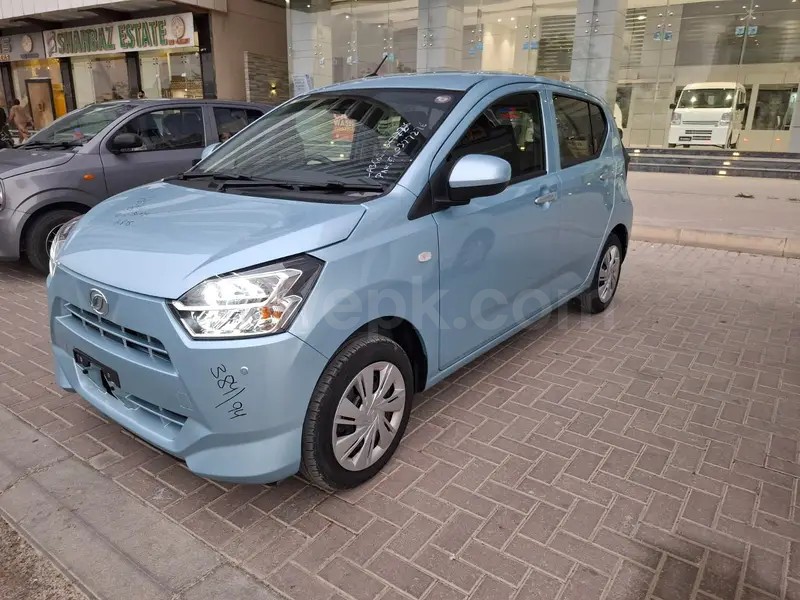 Daihatsu Mira 2023