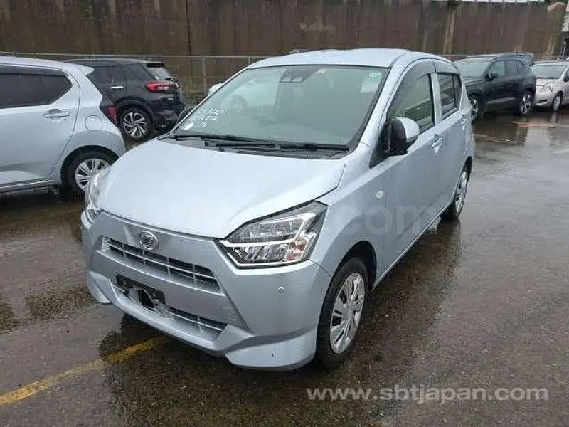 Daihatsu Mira 2022