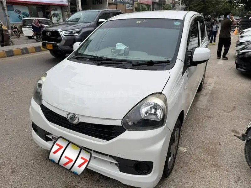 Daihatsu Mira 2014