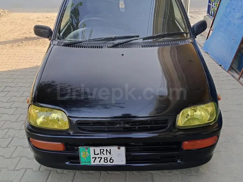 Daihatsu Cuore 2003