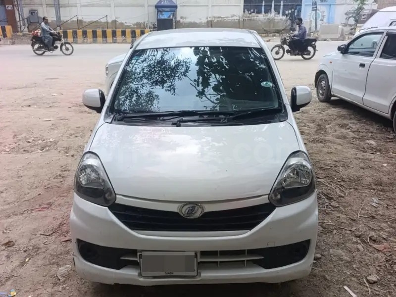 Daihatsu Mira 2013