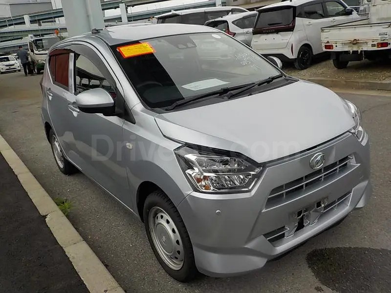 Daihatsu Mira 2022