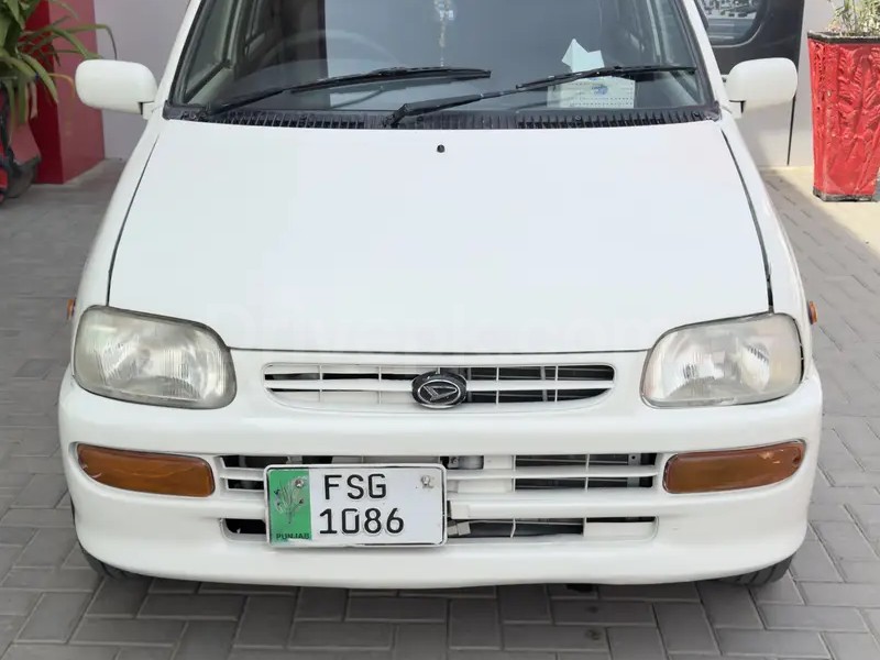 Daihatsu Cuore 2005