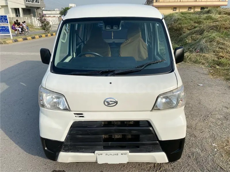 Daihatsu Hijet 2019