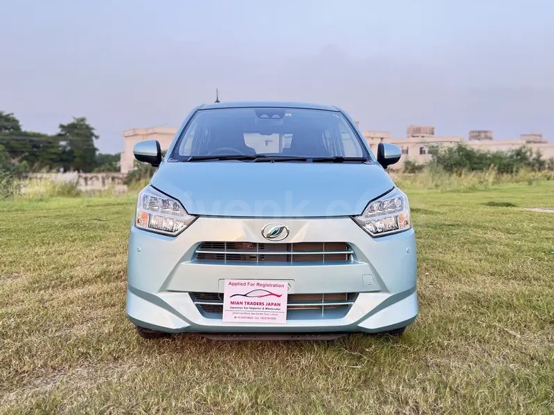 Daihatsu Mira 2022