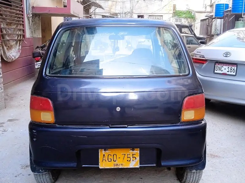 Daihatsu Cuore 2004