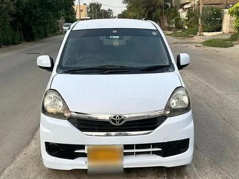 Daihatsu Mira 2015