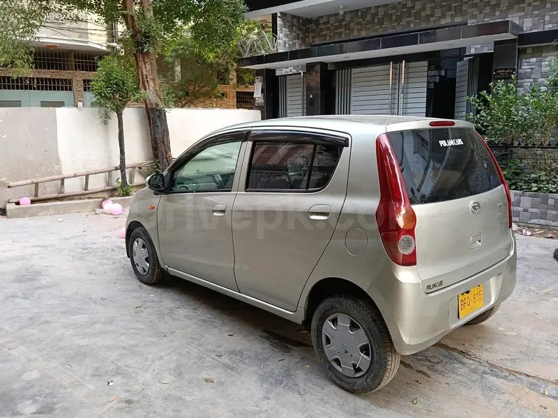 Daihatsu Mira 2013