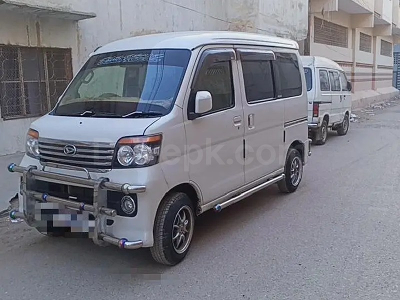 Daihatsu Atrai Wagon 2011