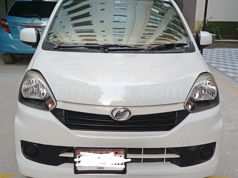 Daihatsu Mira 2017