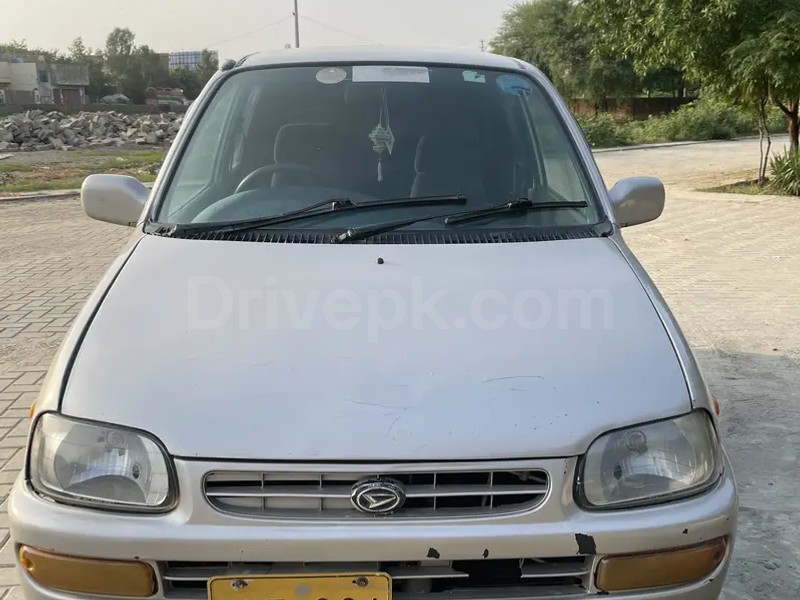 Daihatsu Cuore 2003