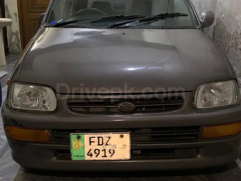 Daihatsu Cuore 2003