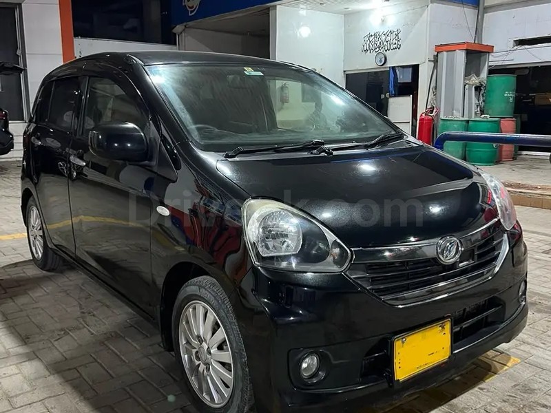 Daihatsu Mira 2015