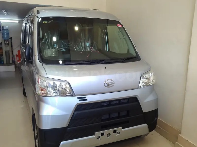 Daihatsu Hijet 2019