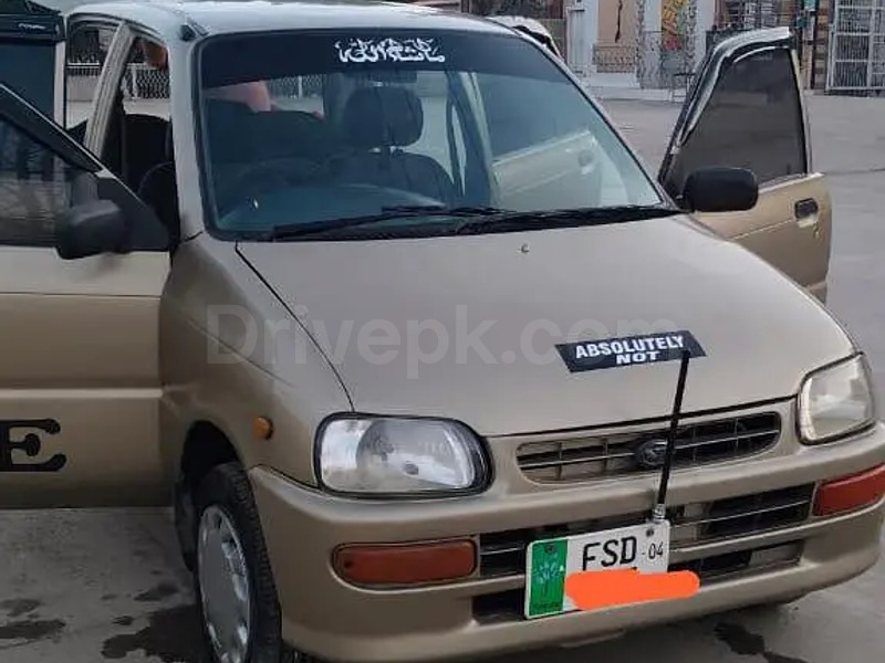 Daihatsu Cuore 2004