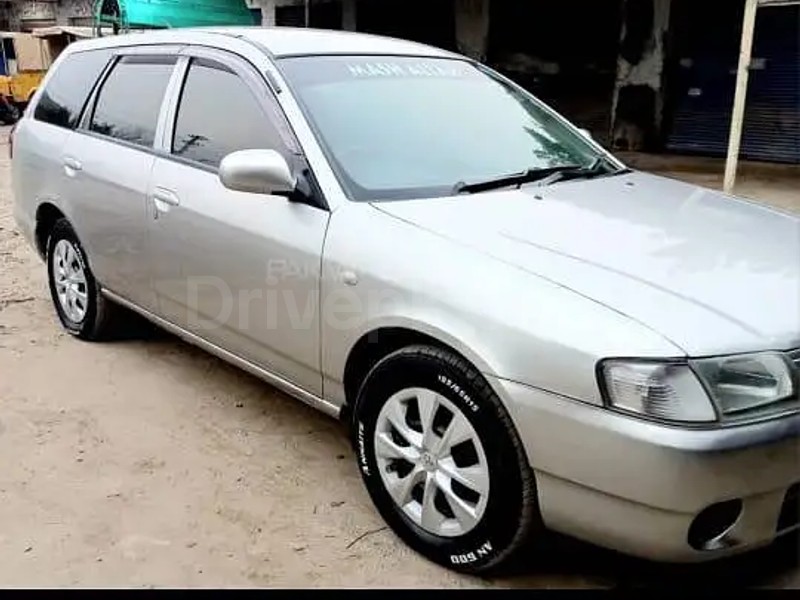 Nissan AD Van 2006