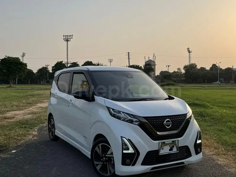 Nissan Dayz Highway Star 2022