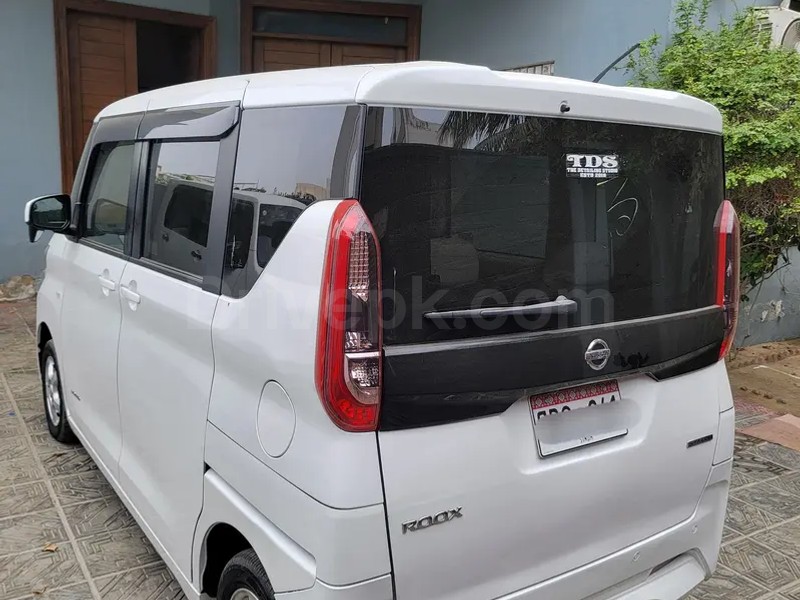 Nissan Roox 2022