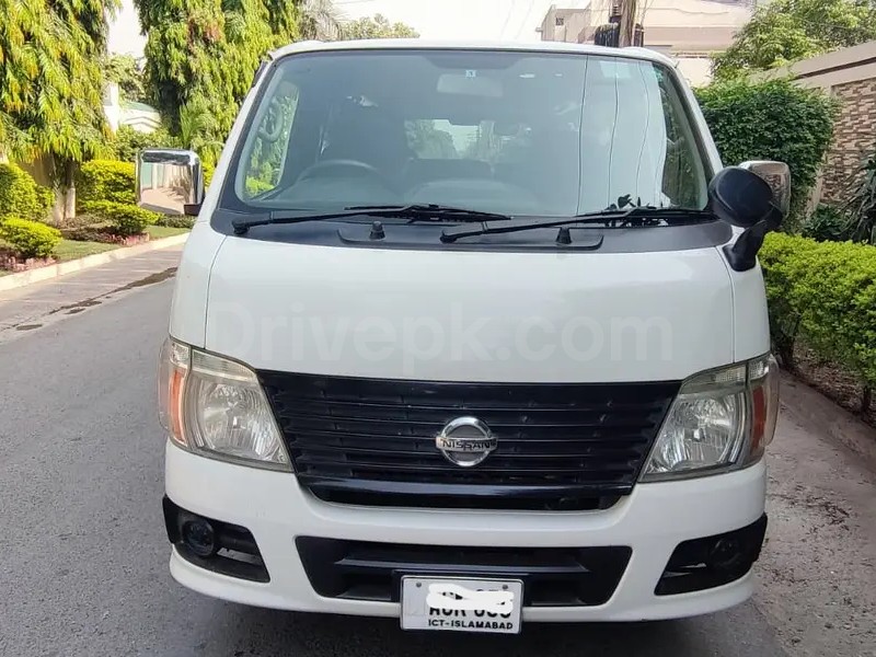 Nissan Caravan 2012
