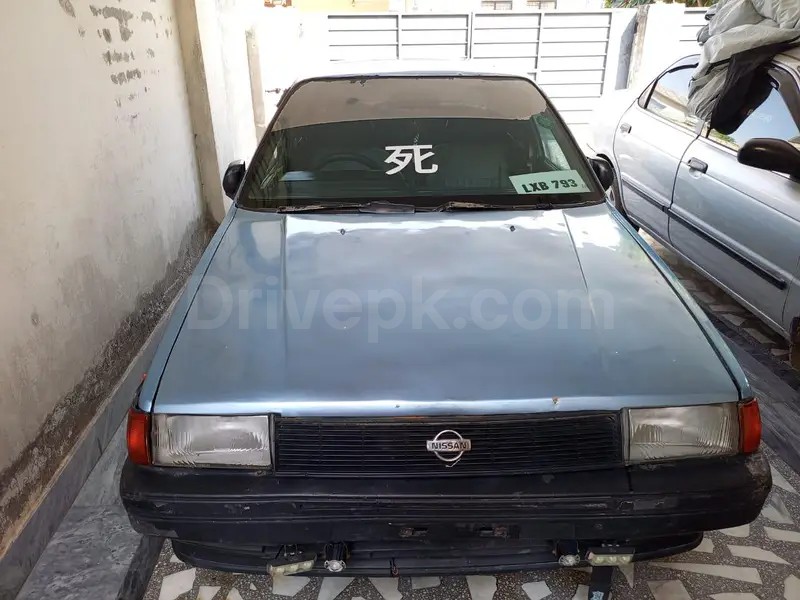 Nissan Sunny 1988