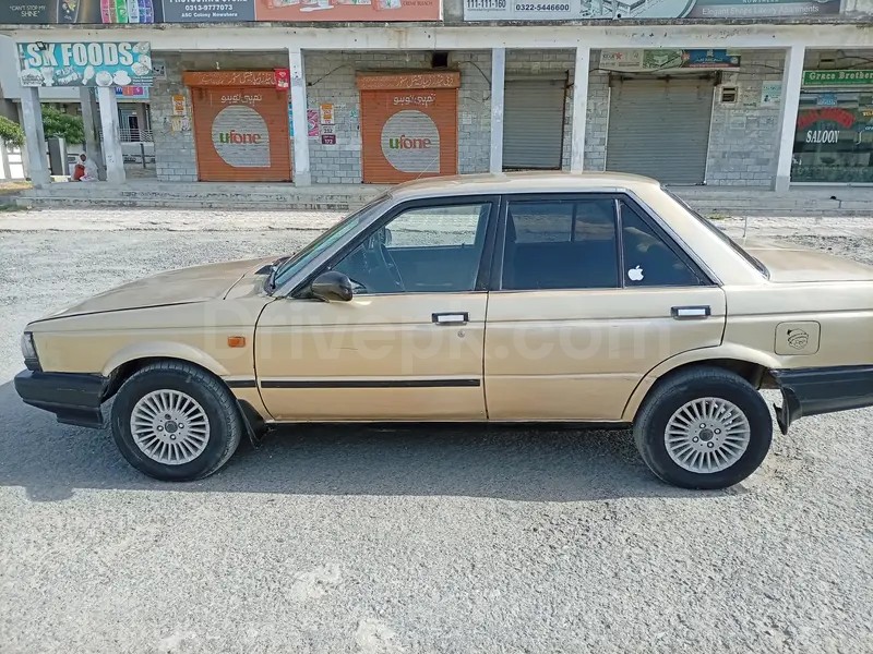 Nissan Sunny 1986