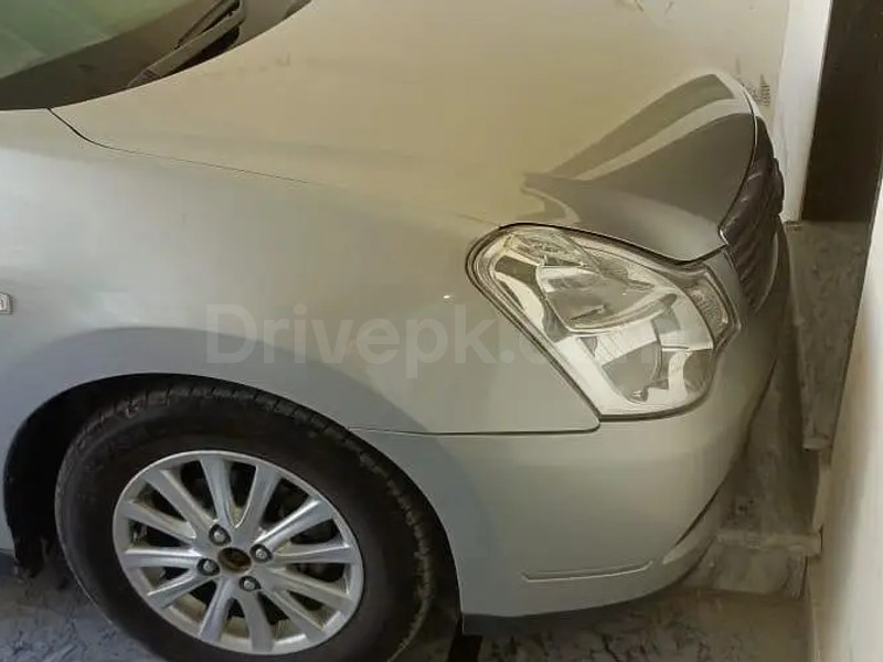 Nissan Blue Bird 2007