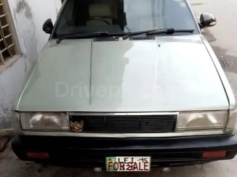 Nissan Sunny 1989