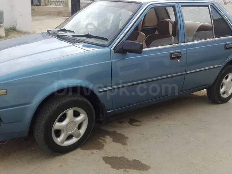 Nissan Sunny 1984