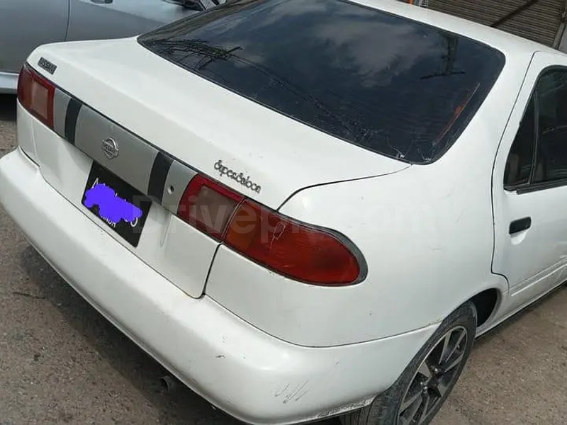 Nissan Sunny 1998