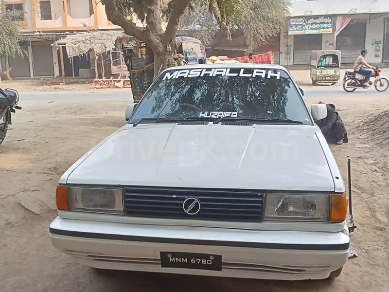 Nissan Sunny 1989