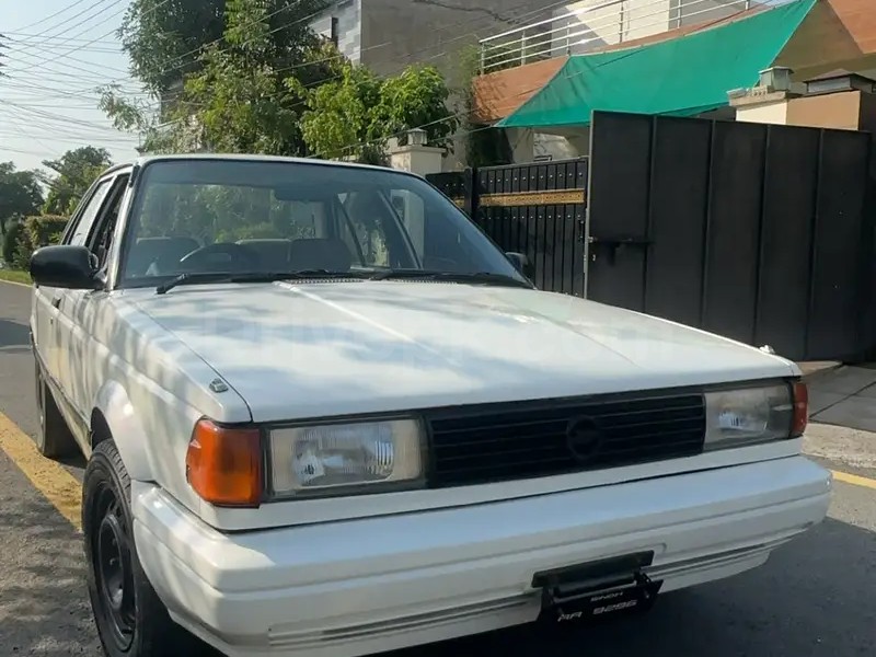Nissan Sunny 1989