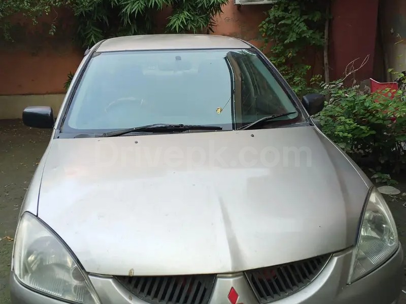 Mitsubishi Lancer 2005