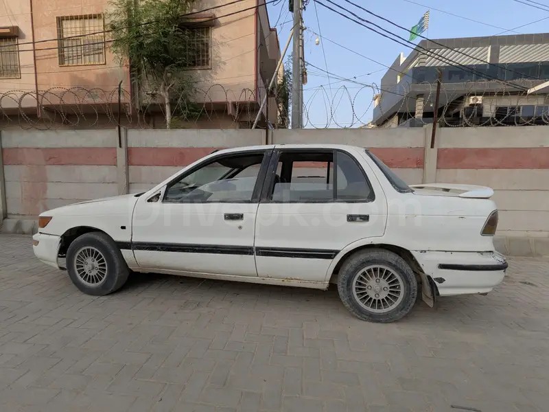 Mitsubishi Lancer 1989